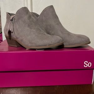 So Angelfish Taupe Booties